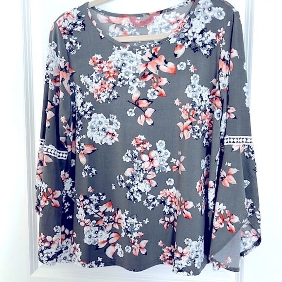 Amana Grey & Coral Floral Textured Split Tulip Sleeves - Picture 1 of 7